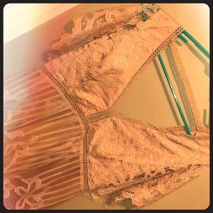 Women’s Tobi - formal - size M